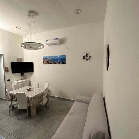 House Pallonetto Наполи Екстериор снимка